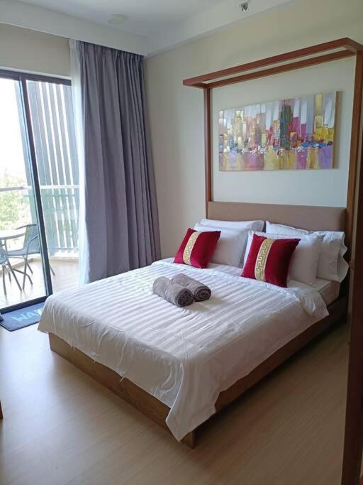Apartment Timurbay Seafront By Ozzy Azizi *