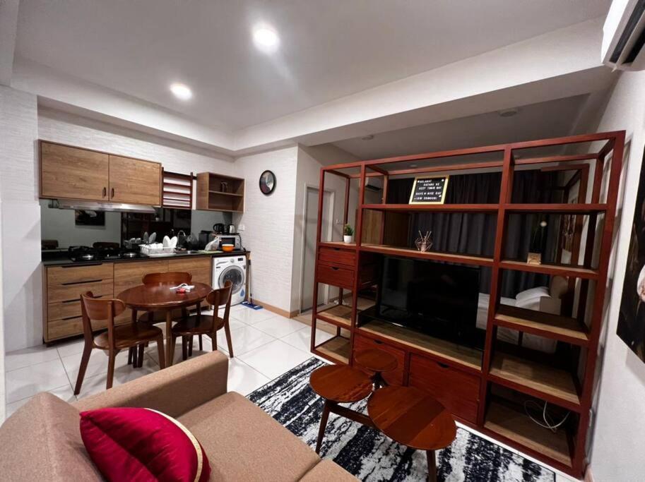 Timurbay Seafront By Ozzy Azizi Apartment Kuantan