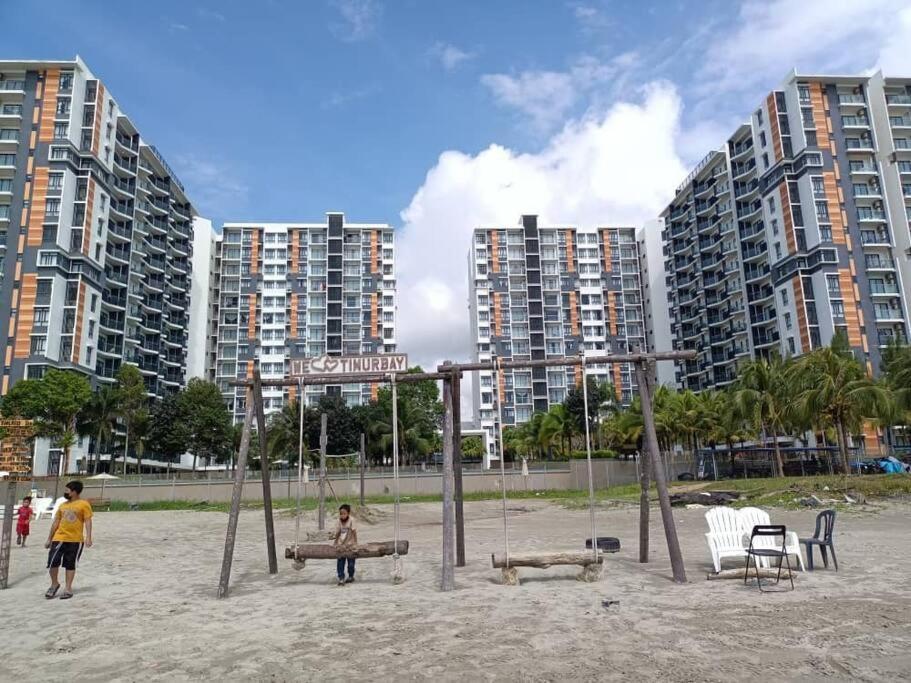 Timurbay Seafront By Ozzy Azizi Kuantan