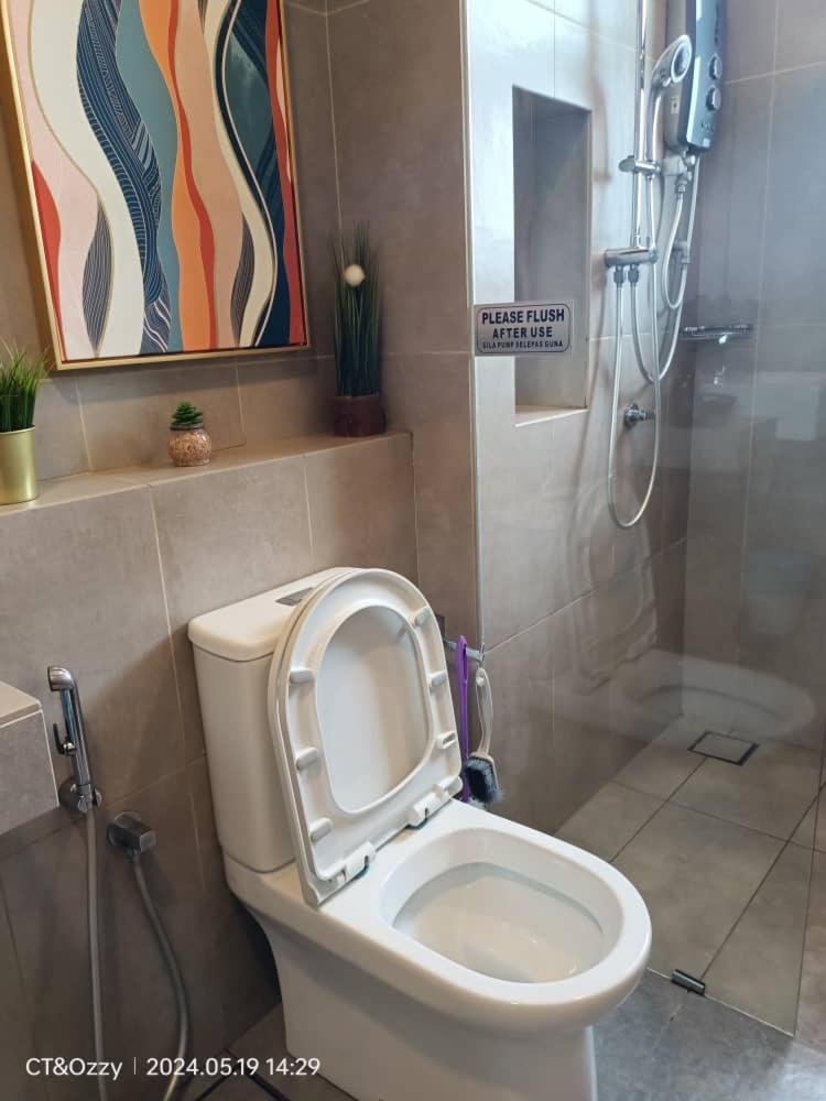 Apartment Timurbay Seafront By Ozzy Azizi *